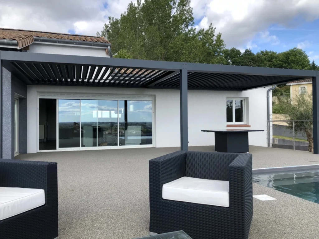 Réalisations en neuf de menuiseries - fermetures - protections solaires par BMS de Launaguet